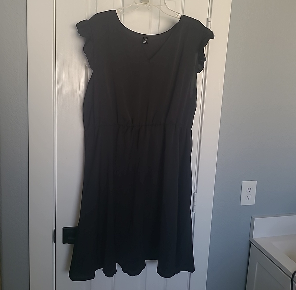 SHEIN Black Midi Dress with Flutter Sleeves